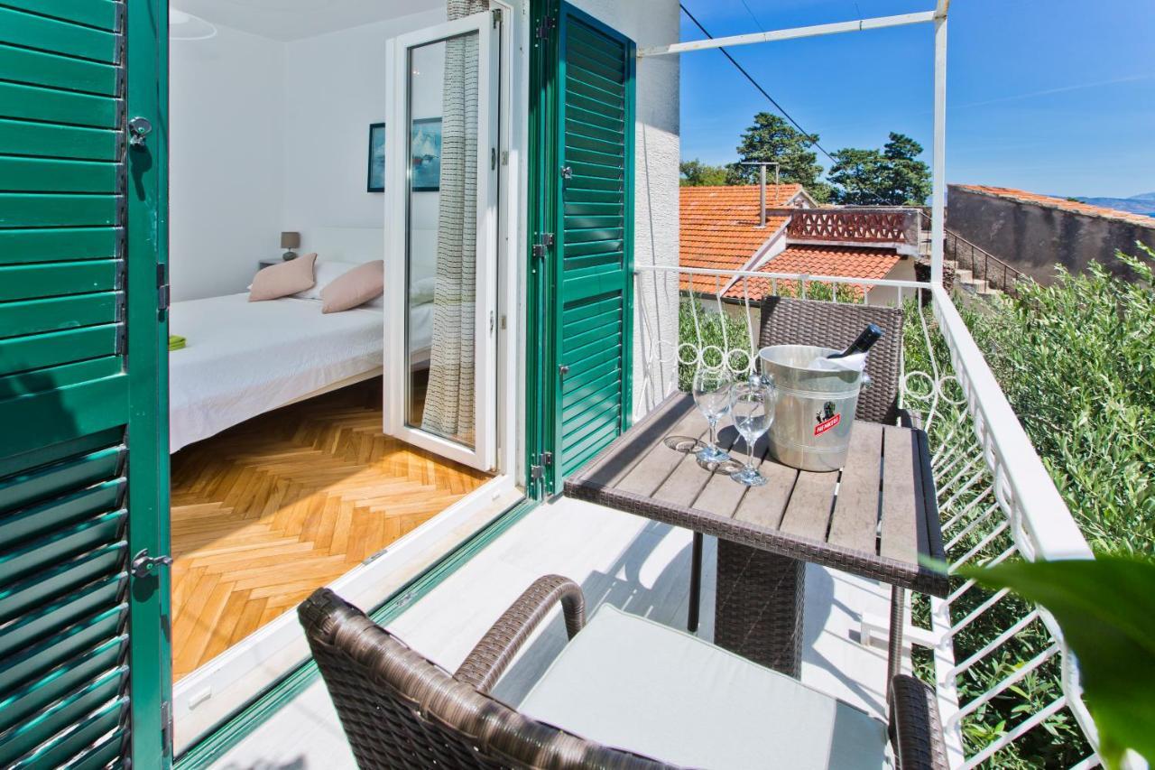 Villa Tota Glamur เยลซา ภายนอก รูปภาพ