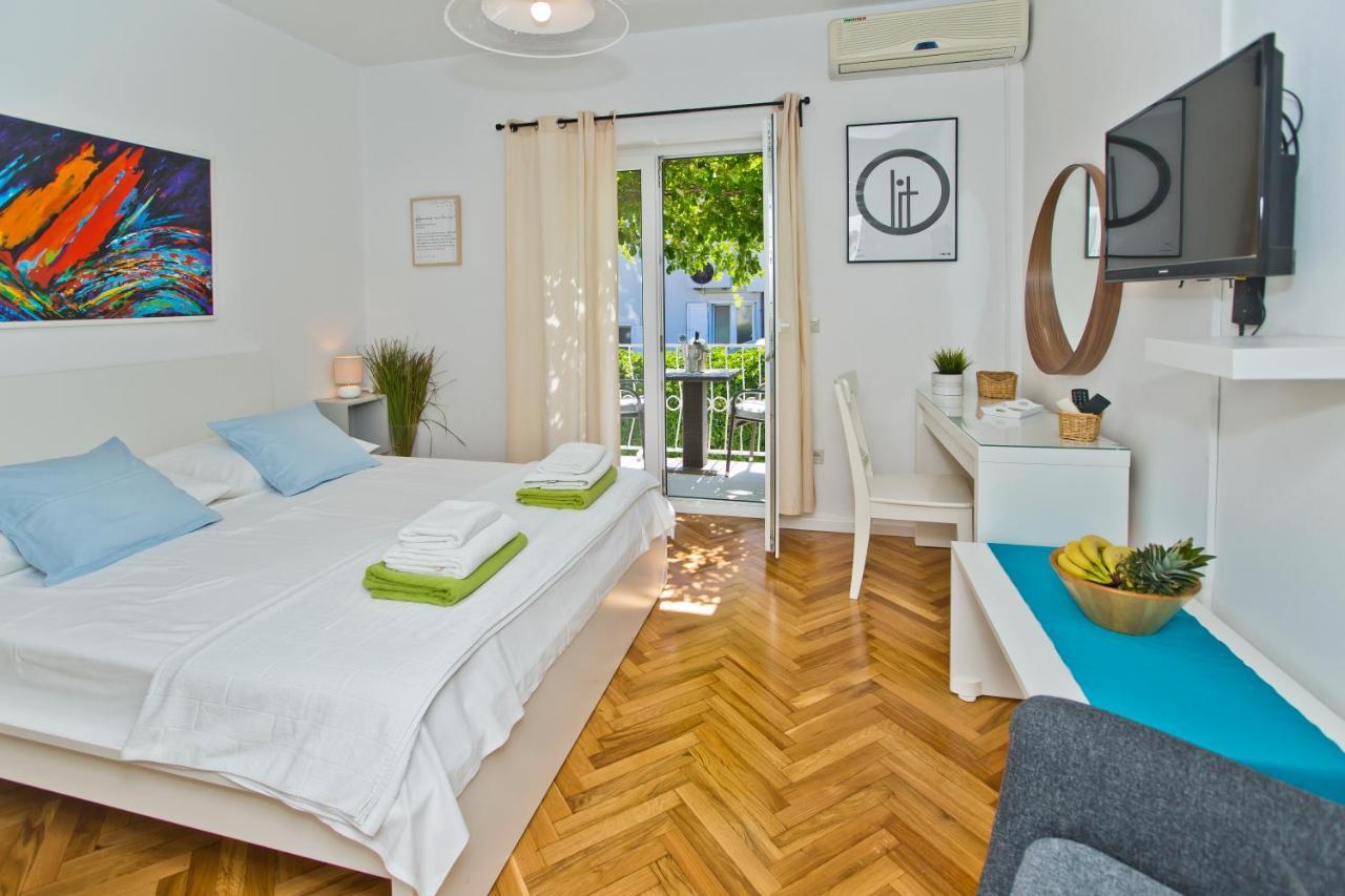 Villa Tota Glamur เยลซา ภายนอก รูปภาพ