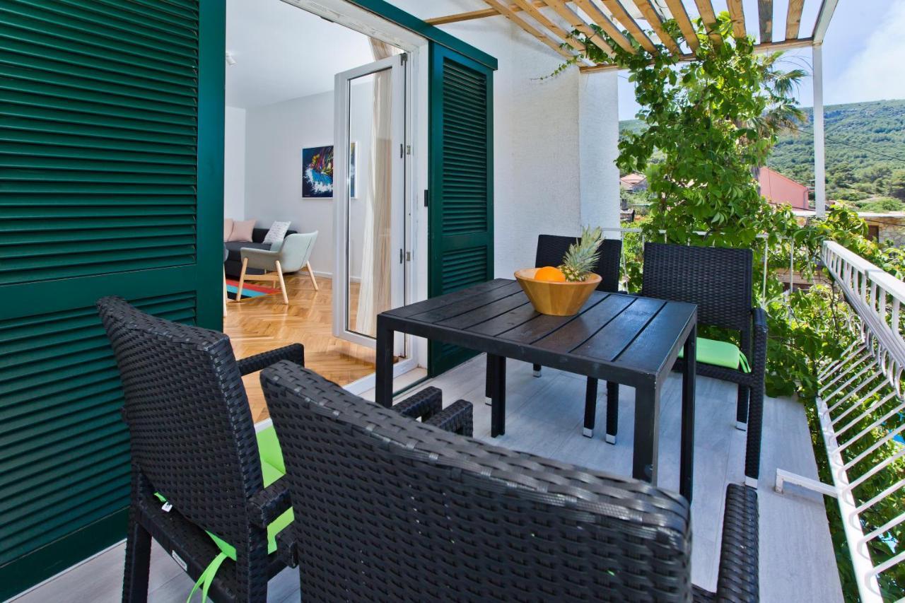 Villa Tota Glamur เยลซา ภายนอก รูปภาพ