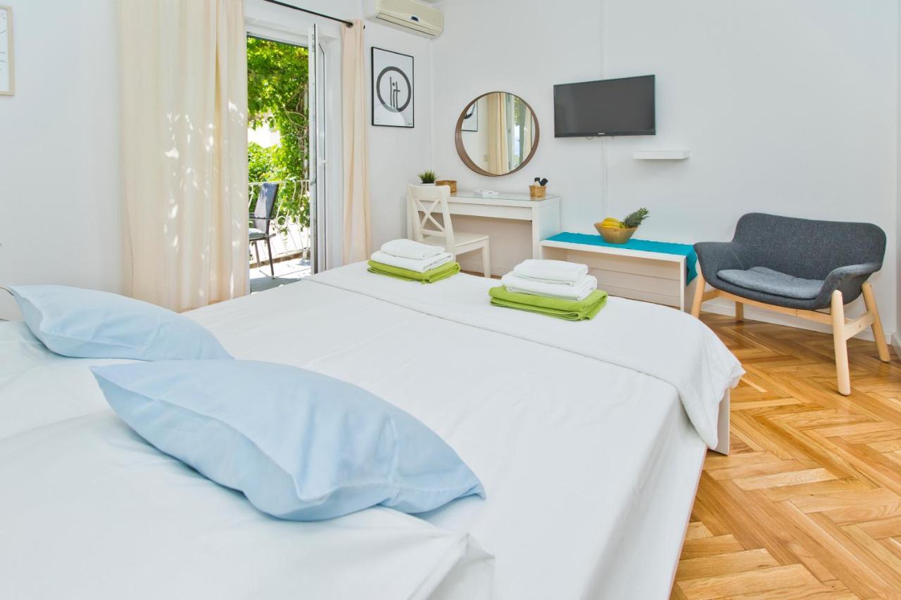Villa Tota Glamur เยลซา ภายนอก รูปภาพ