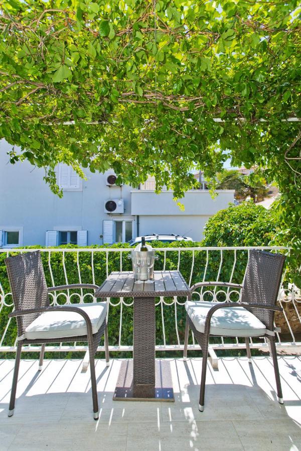 Villa Tota Glamur เยลซา ภายนอก รูปภาพ