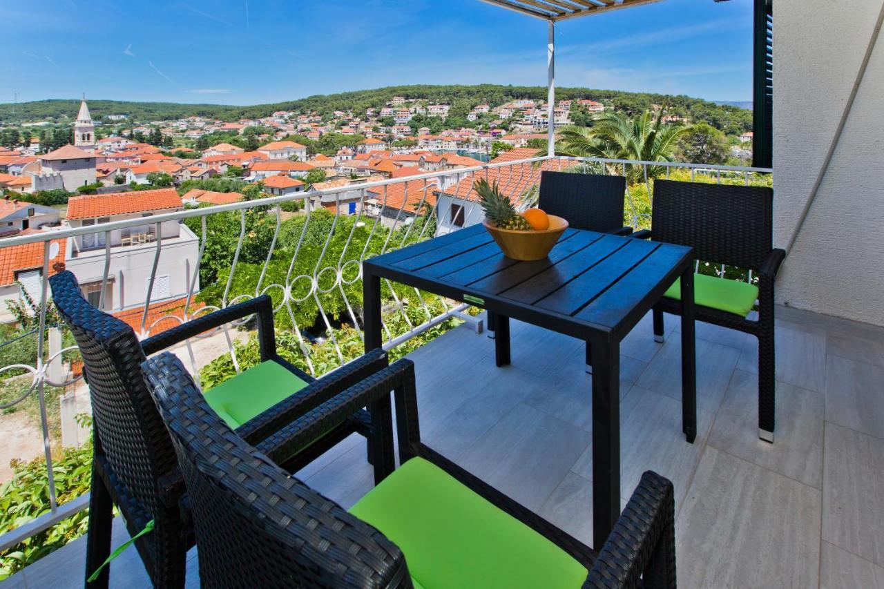 Villa Tota Glamur เยลซา ภายนอก รูปภาพ