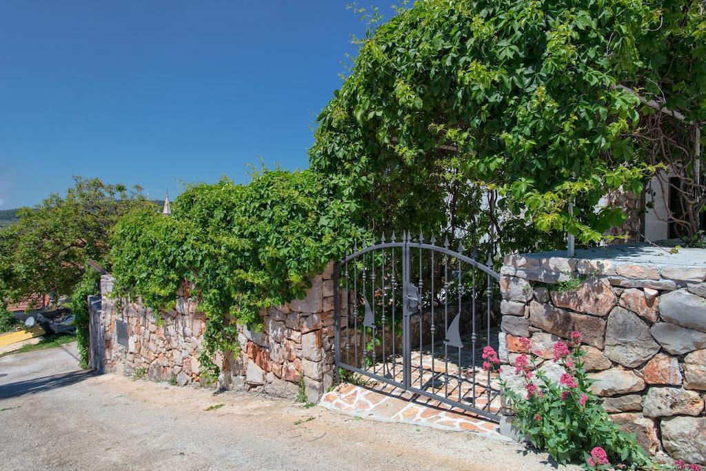 Villa Tota Glamur เยลซา ภายนอก รูปภาพ